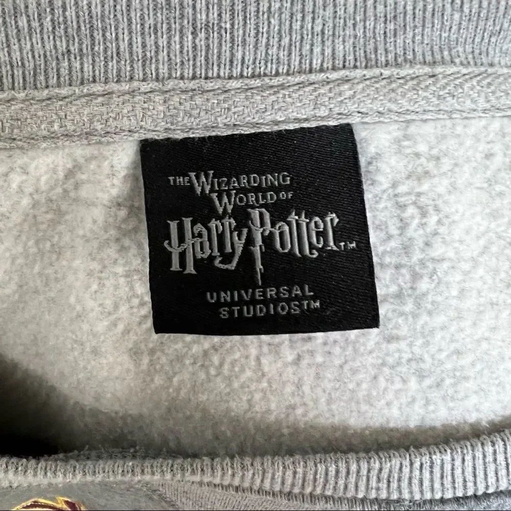 Harry Potter Universal Studios Gryffindor Sweatshirt
